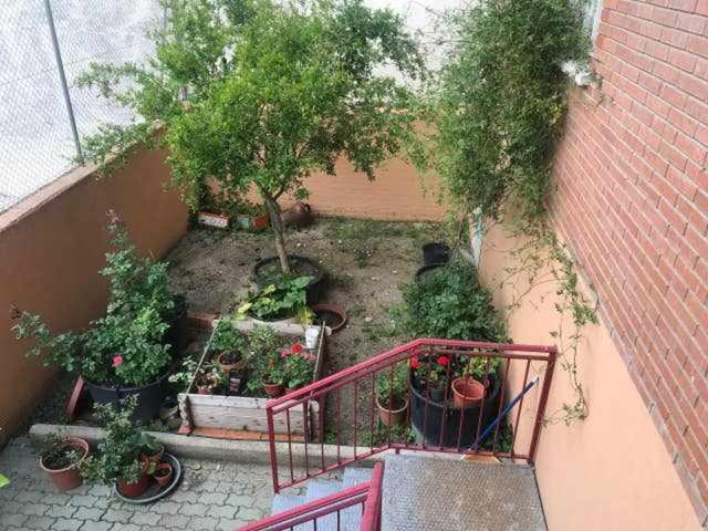 Bed and Breakfast Residencia 12 Octubre Madrid Exterior foto